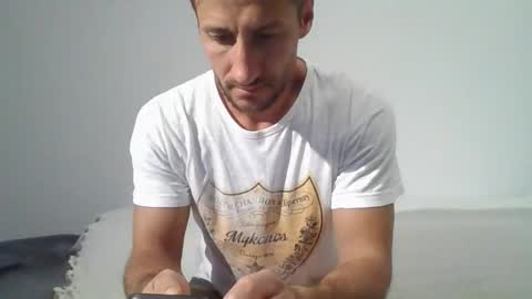 Snapshot of chrisaron chatting on November 1, 2025, 3:30 am chrisaron online show from November 1, 2025, 3:30 am