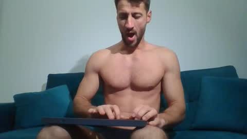 Snapshot of chrisaron chatting on November 29, 2025, 4:15 am chrisaron online show from November 29, 2025, 4:15 am