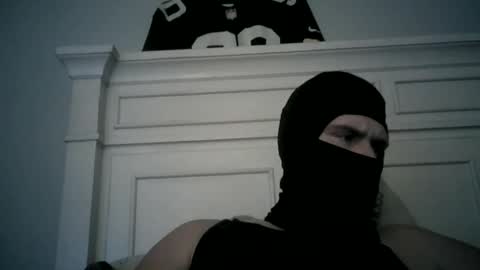 chriscott22 online show from November 15, 2025, 7:49 am