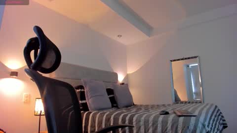 chrismorgan24 online show from September 19, 2025, 4:40 pm