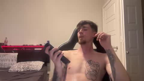 chrisoncam01 online show from January 6, 2026, 3:43 am