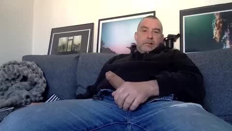 chrispanam13 online show from March 18, 2026, 7:22 am