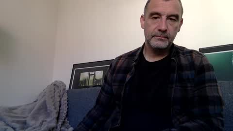 chrispanam13 online show from April 19, 2026, 8:13 am