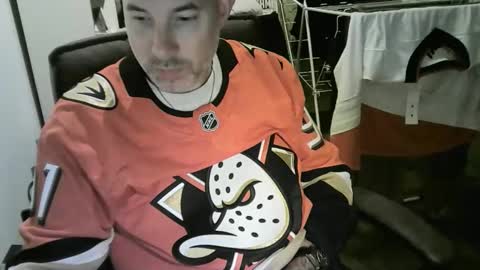 chrisprngr online show from March 25, 2026, 5:52 pm