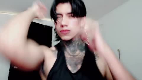 CHRIS  INDEPENT MODEL online show from February 24, 2025, 11:30 pm