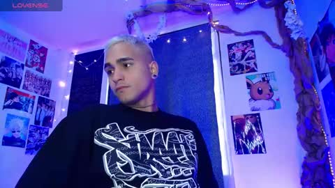 Christian Wang online show from December 18, 2024, 11:56 am