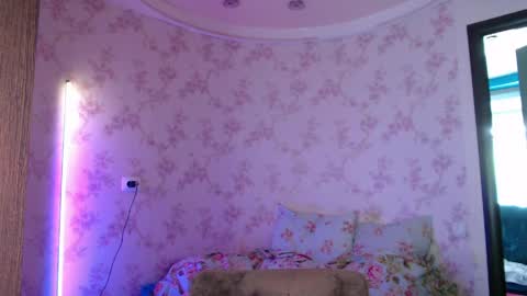 chrissy_joyful online show from June 10, 2026, 5:07 am