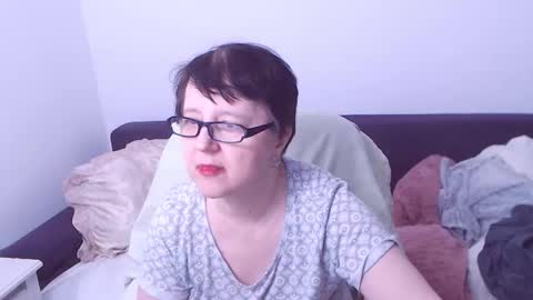 Christa online show from November 22, 2025, 4:44 am