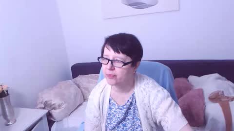 Christa online show from February 1, 2026, 3:32 pm