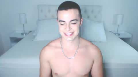 christiandiorx online show from November 7, 2025, 3:39 am