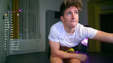 UPVOTE ME ------  ILL DO SOMETHING FOR FREE online show from November 11, 2025, 6:41 pm