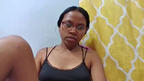christinah262488 online show from March 18, 2026, 11:02 am