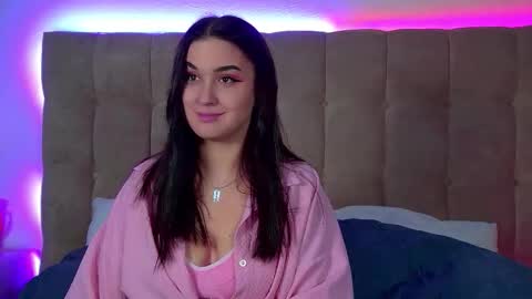 Snapshot of christinamilton chatting on September 27, 2025, 6:24 pm Christina online show from September 27, 2025, 6:24 pm