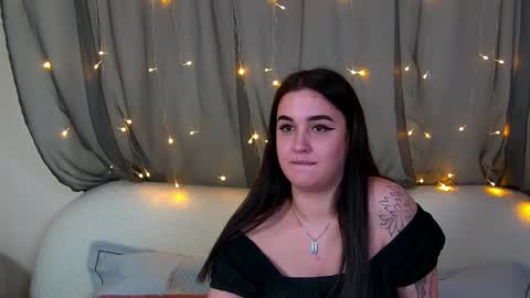 Christina online show from October 25, 2025, 6:35 pm