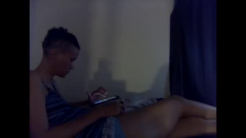 Christina Saunters online show from October 13, 2025, 4:01 am