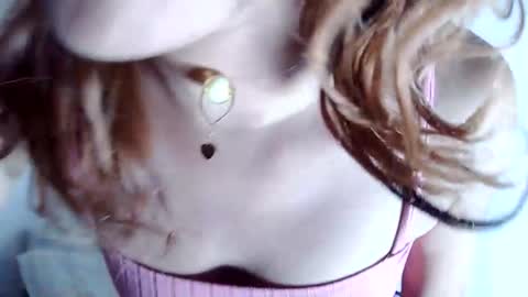 Snapshot of christine213 chatting on December 13, 2024, 4:22 am christine213 online show from December 13, 2024, 4:22 am