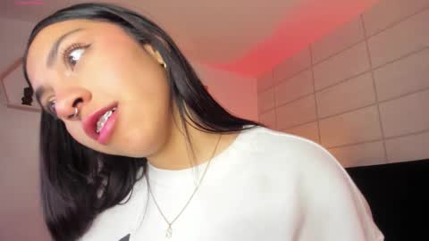 Christine  online show from September 16, 2025, 11:55 am