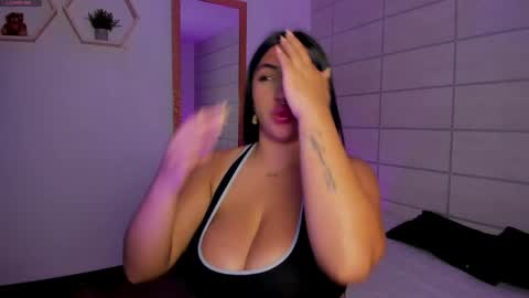 Christine  online show from April 13, 2026, 12:21 pm