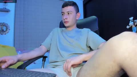 Snapshot of christmiller_1 chatting on February 16, 2025, 5:04 am christmiller_1 online show from February 16, 2025, 5:04 am