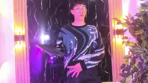 Chrisopher Hunter online show from February 2, 2026, 4:11 am