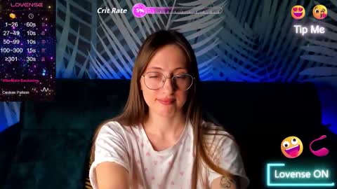 ChristyCrayme online show from December 4, 2025, 2:43 am