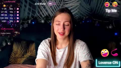 ChristyCrayme online show from January 8, 2026, 11:40 pm