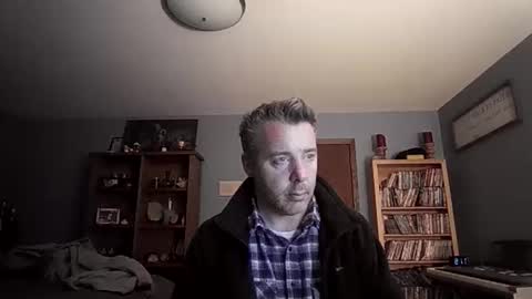 chrisw8121 online show from February 1, 2026, 2:10 am