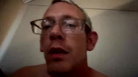 Snapshot of chriswells062590 chatting on April 19, 2026, 6:54 pm chriswells062590 online show from April 19, 2026, 6:54 pm