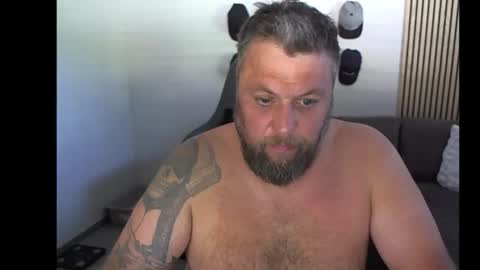 Chrizz online show from September 19, 2025, 8:27 am