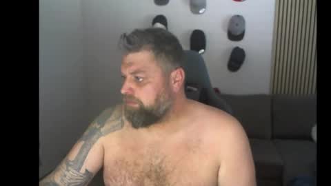 Chrizz online show from November 15, 2025, 8:55 am