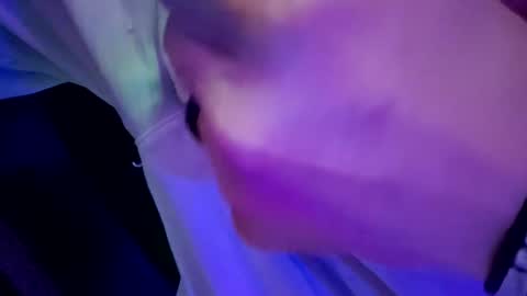 Snapshot of chronicvibez chatting on March 1, 2026, 1:02 pm chronicvibez online show from March 1, 2026, 1:02 pm