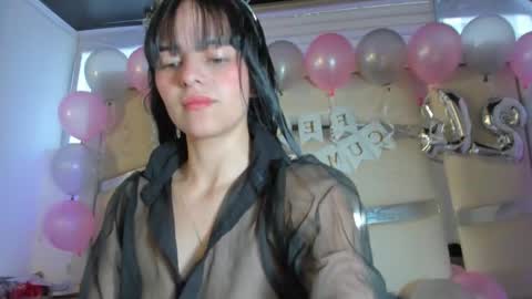 instagram chrystaljade.1 online show from October 10, 2025, 2:27 pm