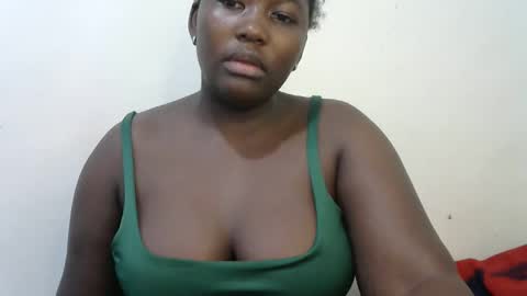 DivaDee online show from October 3, 2025, 11:24 pm