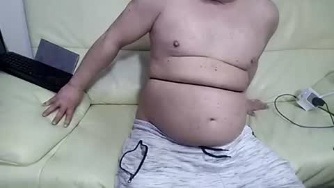 Corviglia online show from December 3, 2025, 1:13 am