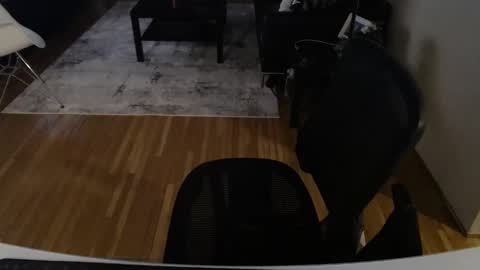 AstorYvr online show from March 31, 2026, 3:52 am