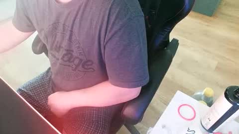 Snapshot of chucky606 chatting on November 30, 2025, 8:51 am chucky606 online show from November 30, 2025, 8:51 am