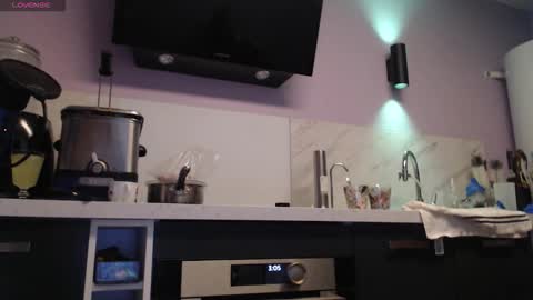 Jessica online show from October 30, 2025, 2:02 am