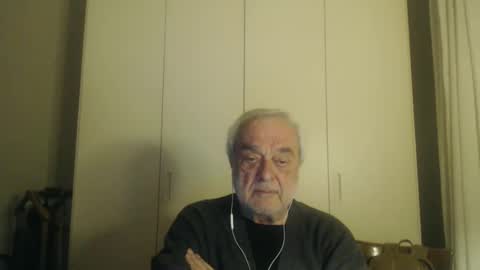 Snapshot of ciaoamoremio4 chatting on January 3, 2025, 8:32 pm ciaoamoremio4 online show from January 3, 2025, 8:32 pm