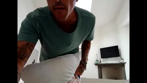 ciaoneciaone25 online show from June 6, 2026, 11:04 am