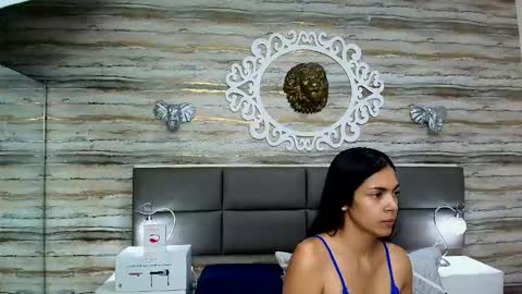 ...   ... online show from February 3, 2025, 4:04 am