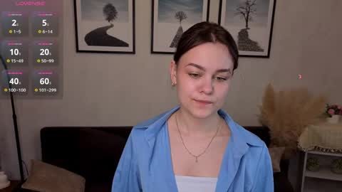 Snapshot of ciaragately chatting on April 12, 2026, 11:15 am My name is Mia hello everyone online show from April 12, 2026, 11:15 am