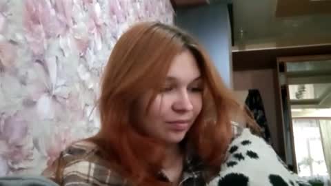 Snapshot of cicelylohry chatting on October 25, 2025, 10:12 am Hello Eva here   Help me to make 100 thumbs up 333 online show from October 25, 2025, 10:12 am