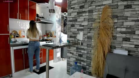 Ciindy Lovers online show from November 11, 2025, 2:06 pm