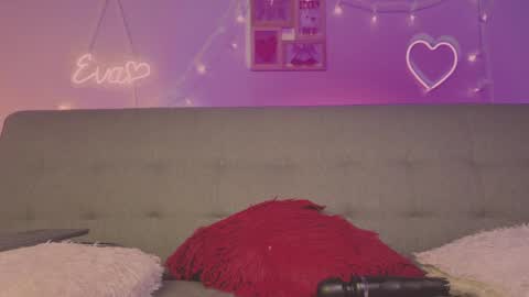 Sofi Eva and Mey online show from April 6, 2026, 4:46 am