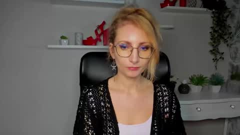 Cinderella online show from March 5, 2026, 6:31 am