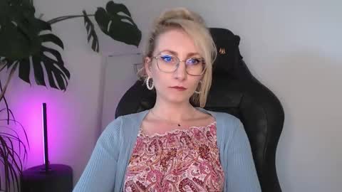 Cinderella online show from May 28, 2026, 5:38 am