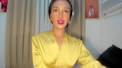 Snapshot of cinnamoncandy14 chatting on March 7, 2025, 8:23 am Ask me online show from March 7, 2025, 8:23 am