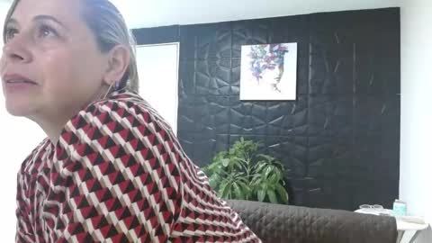 cinthia1609 online show from February 21, 2025, 7:54 pm