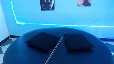 Snapshot of cinthya_dan chatting on February 13, 2026, 6:37 pm Cinthya online show from February 13, 2026, 6:37 pm