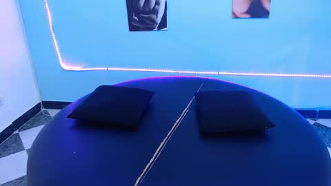 Snapshot of cinthya_dan chatting on February 20, 2026, 6:41 pm Cinthya online show from February 20, 2026, 6:41 pm